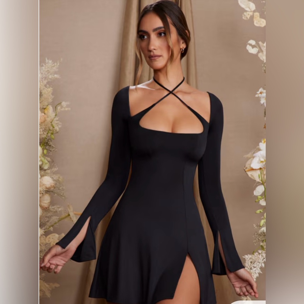 Oh Polly Long Sleeve Cross Over Strap Mini Dress in Black | Size: 0 | Brand New